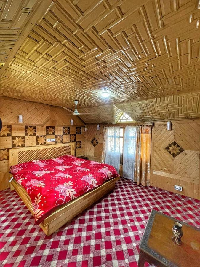 Hotel Lala Rukh Group Of Houseboats Srīnagar Exterior foto
